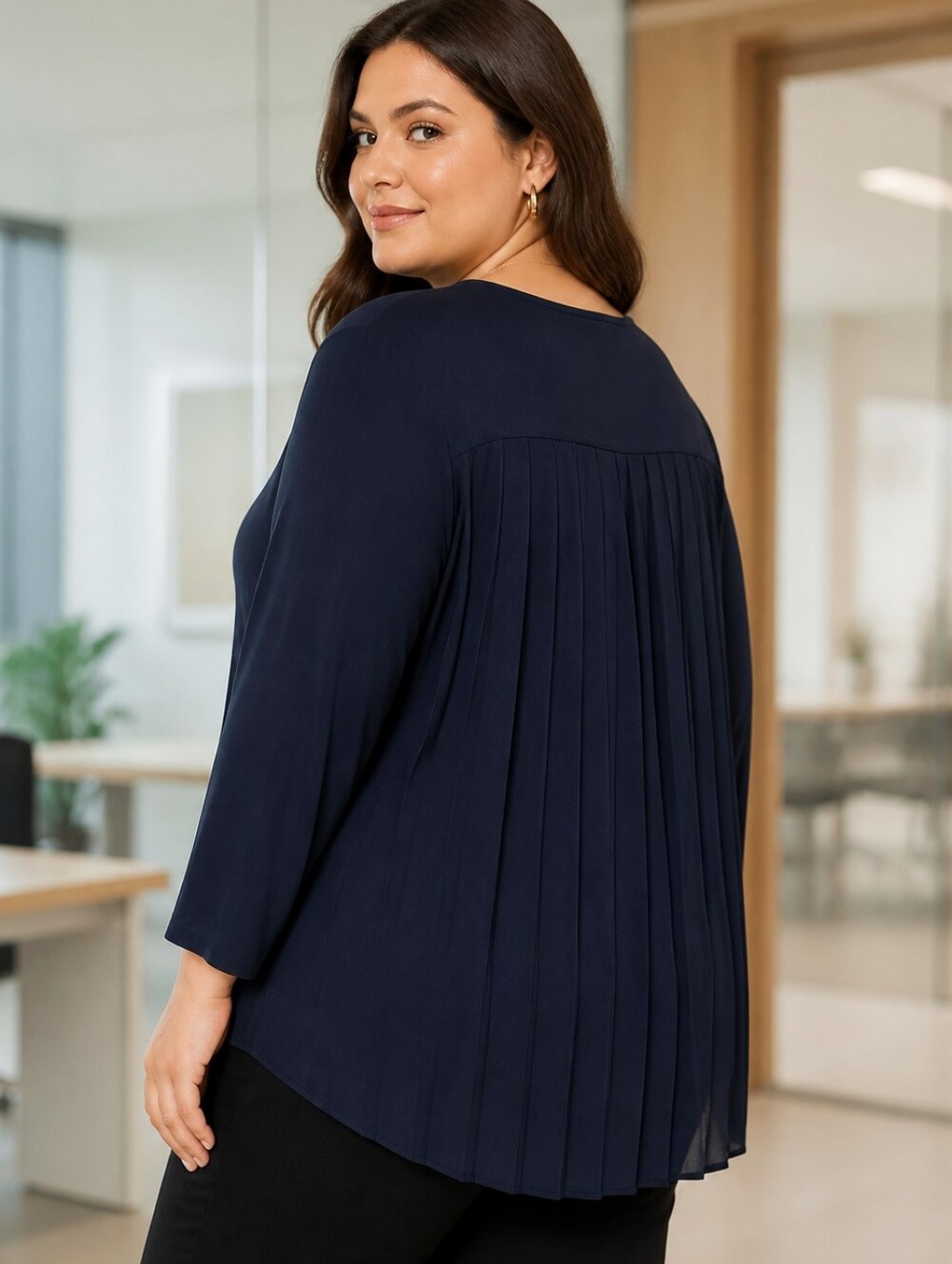 Lane Bryant Navy Blue Pleated Back High Low Sweater Size 18/20 Women's Plus